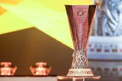 قرعه‌کشی لیگ اروپا/ قرعه مهیج برای آرسنال و یونایتد