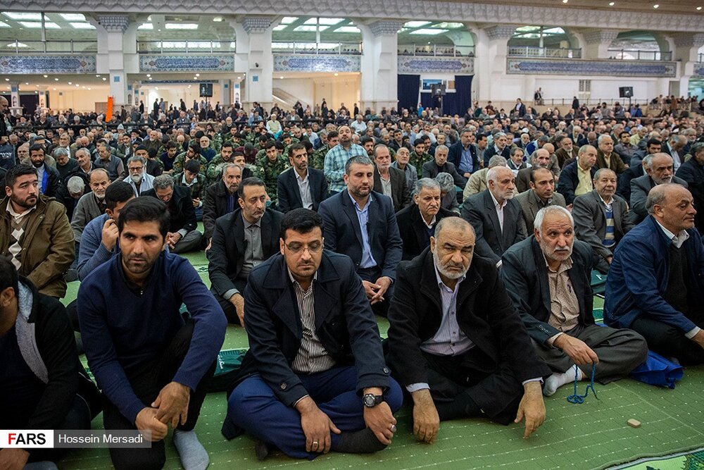 عکسی از فرمانده کل سپاه با پوشش متفاوت