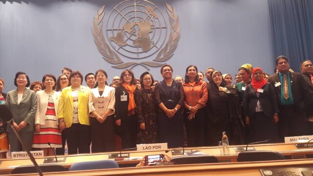 ابتکار با خواهر پادشاه تایلند دیدار کرد ابتکار با خواهر پادشاه تایلند دیدار کرد