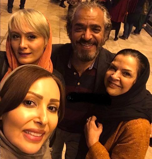 سلفی پرستو صالحی با زن و شوهر بازیگر | عکس