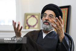 موسوی‌لاری:احمدی‌نژاد به اپوزیسیون نزدیک شده/اصولگراها از باهنر و ناطق عبور کرده‌اند/مردم پشت اصلاح‌طلبان نباشند، رأی آوردن سخت می‌شود