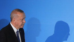 اردوغان خطاب به ماکرون: مرگ مغزی خودت را چک کن!