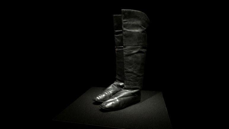 چکمه ناپلئون ۱۱۷ هزار یورو فروخته شد+عکس چکمه ناپلئون ۱۱۷ هزار یورو فروخته شد+عکس