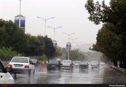 بارش باران در جاده های ۶ استان کشور