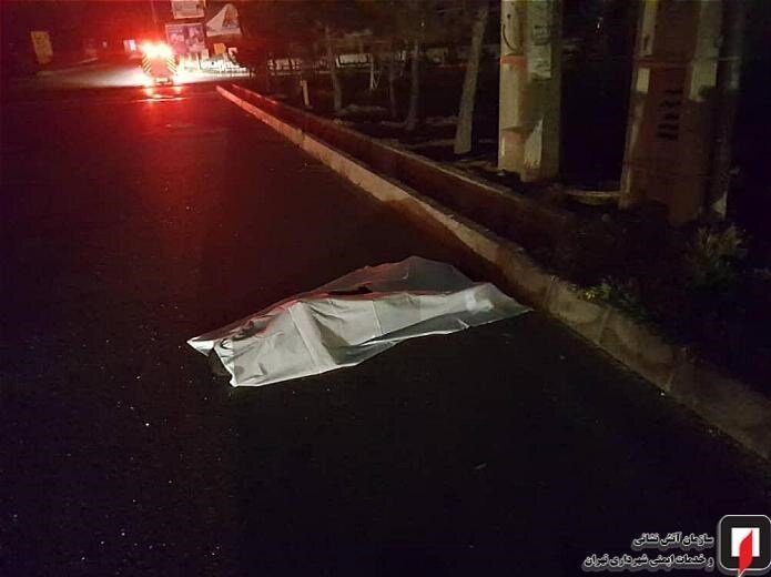 مرگ تلخ کارگر جوان بر اثر برقگرفتگی حین نصب داربست/ عکس مرگ تلخ کارگر جوان بر اثر برقگرفتگی حین نصب داربست/ عکس