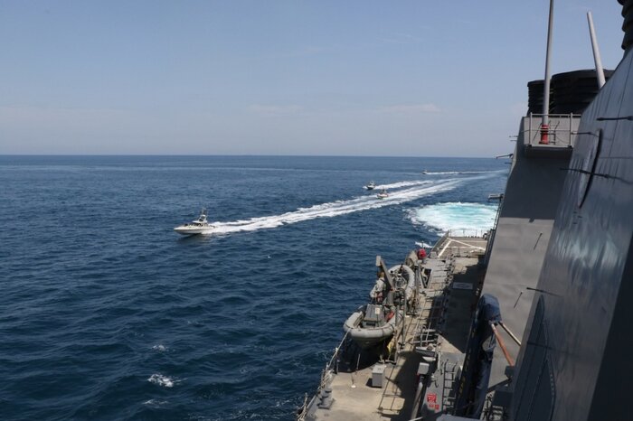 آمریکا: شناورهای رژیم در خلیج فارس به کشتی‌های جنگی ما نزدیک شدند