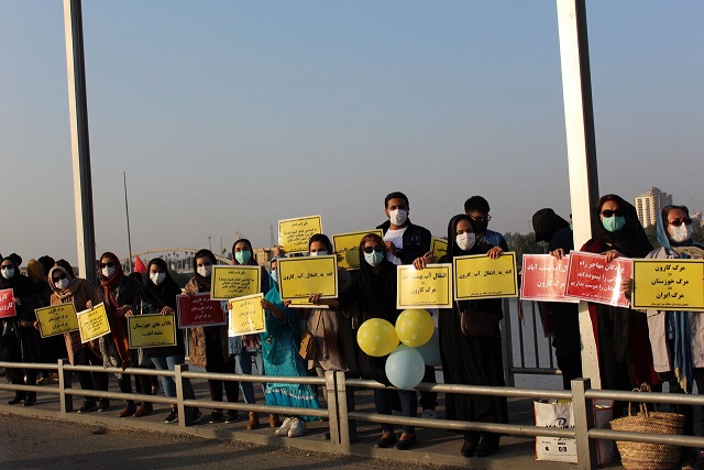 تصاویر| تجمع اهواز در اعتراض به اختصاص بودجه برای انتقال آب کارون تصاویر| تجمع اهواز در اعتراض به اختصاص بودجه برای انتقال آب کارون