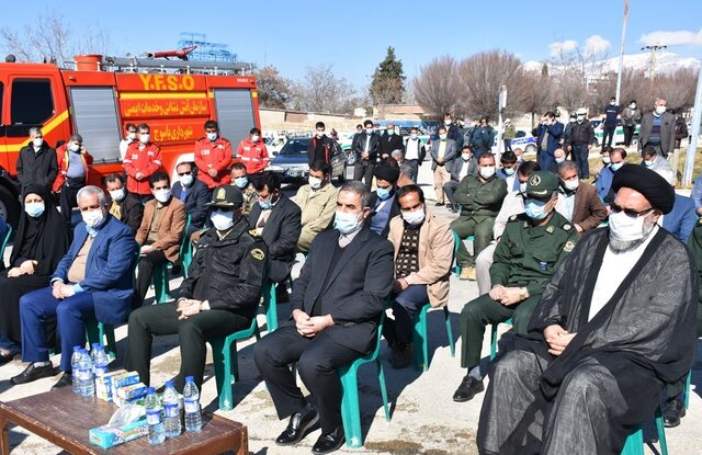 رونمایی از تندیس سپهبد شهید سلیمانی در یاسوج رونمایی از تندیس سپهبد شهید سلیمانی در یاسوج