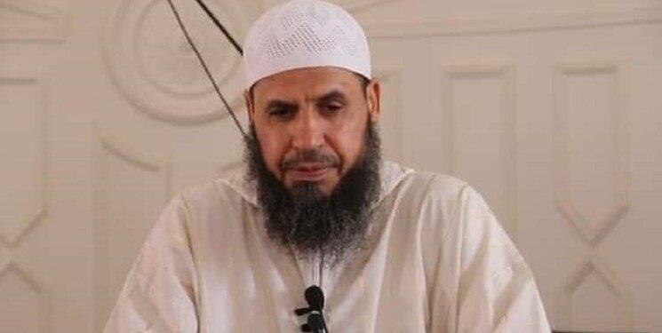 چه کسی تصویر حاج قاسم را پاره کرد؟/عکس