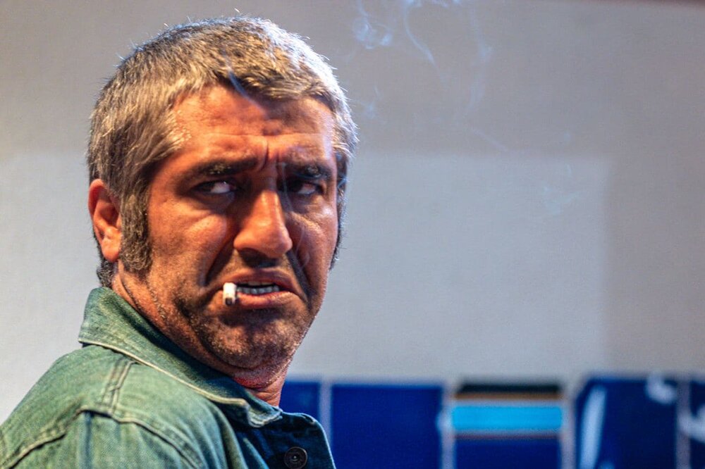 اولین تصاویر از «خوب، بد، جلف؛‌ رادیو اکتیو»/عوامل سریال در راه قشم