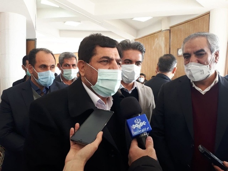ستاد اجرایی فرمان امام: واکسن ایرانی کرونا فروردین ۱۴۰۰ به بازار می آید