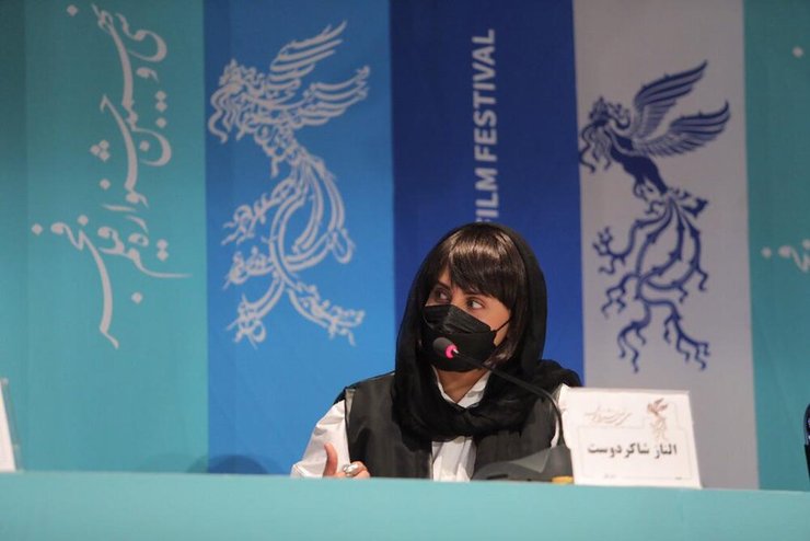 چهره الناز شاکردوست با ماسکی سیاه در جشنواره فیلم فجر/عکس