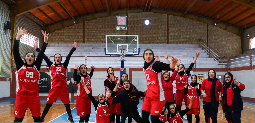 تصاویر| هیجان در لیگ برتر بسکتبال زنان