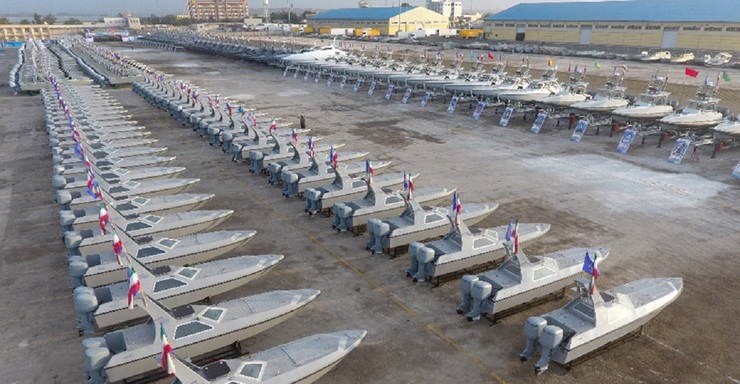 تصاویر| الحاق ۳۴۰ فروند شناور رزمی به نیروی دریایی سپاه
