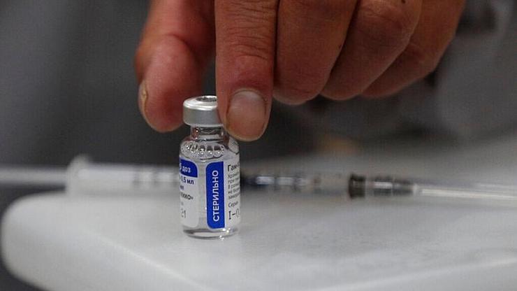 آیا جهان واکسن روسی «اسپوتنیک وی» را دستکم گرفته بود؟
