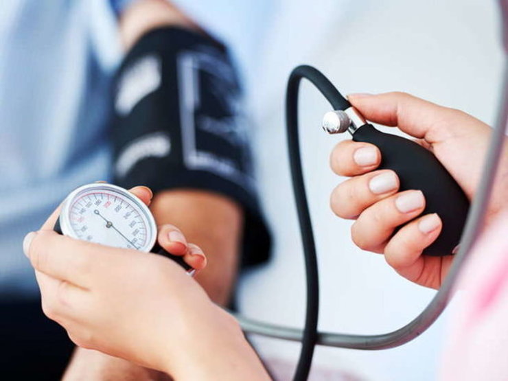 فشار خون طبیعی افراد در سنین مختلف چه عددی است؟