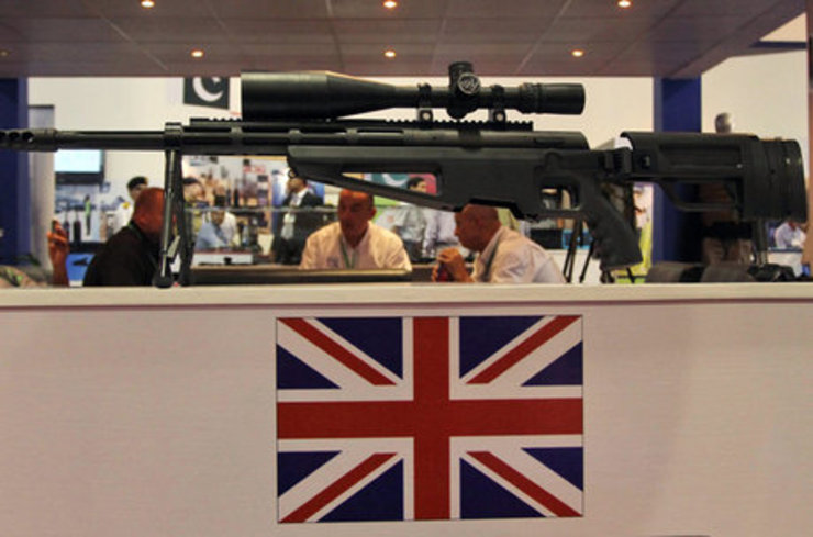 گاردین: انگلیس به حدود ۸۰ درصد از کشورهایی که تحت محدودیت قرار داده، سلاح فروخته است