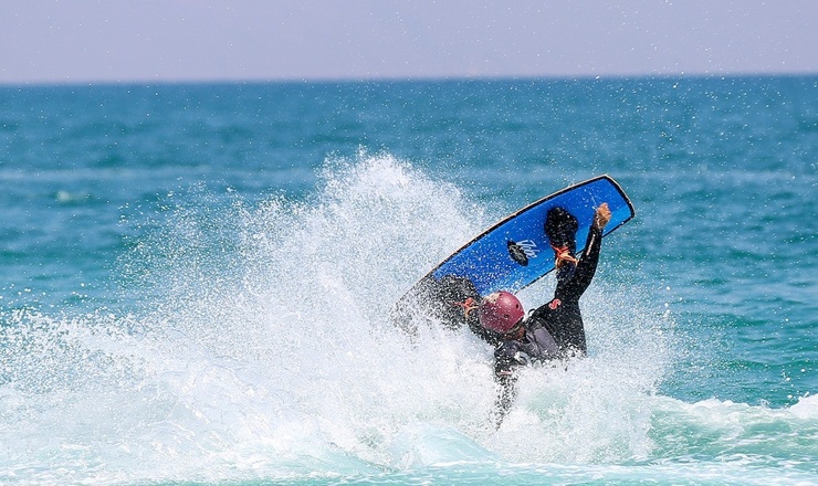 تصاویر| مسابقات اسکی روی آب در کیش‎