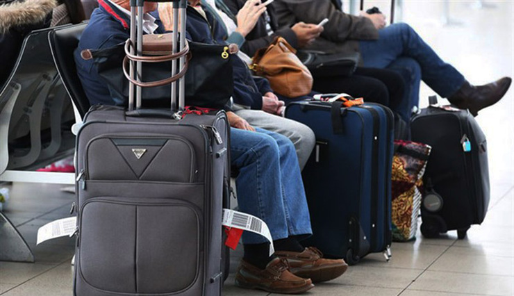 جلوگیری از سفر بیش از ۲۰ مسافر در فرودگاه اهواز