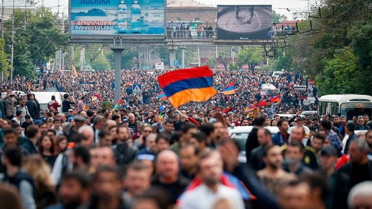 تجمع مخالفان دولت ارمنستان در ایروان برگزار شد