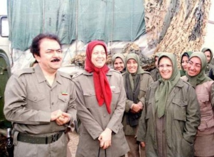طلاق اجباری؛ حربه مسعود رجوی برای تسلط بر اعضای گروهک منافقین/ بهره برداری جنسی و شکنجه زنان در سه زندان