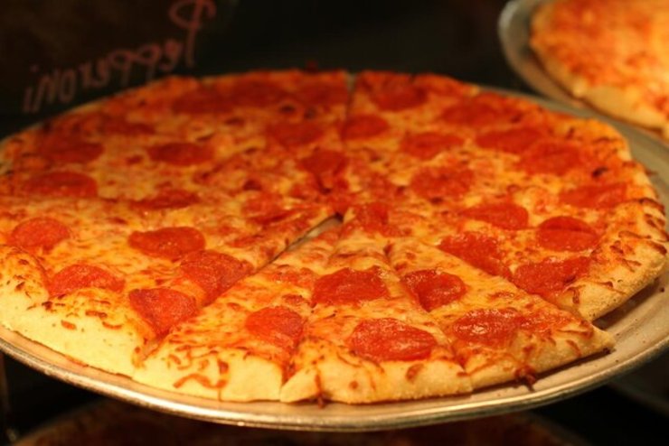 ماجرای پیتزاهای ۱۰۰ میلیونی در تهران