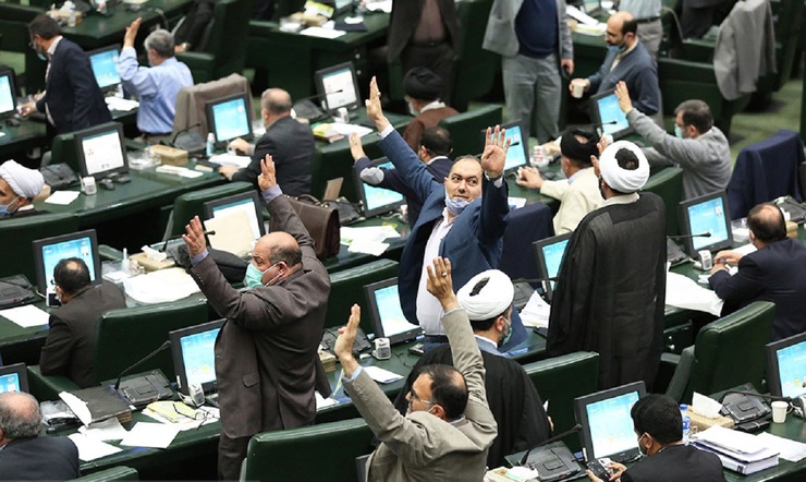 تصاویر| روز حمله مجلس به دولت