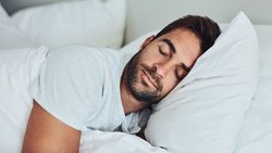 تاثیر تنوع ژنتیکی بر خواب انسان