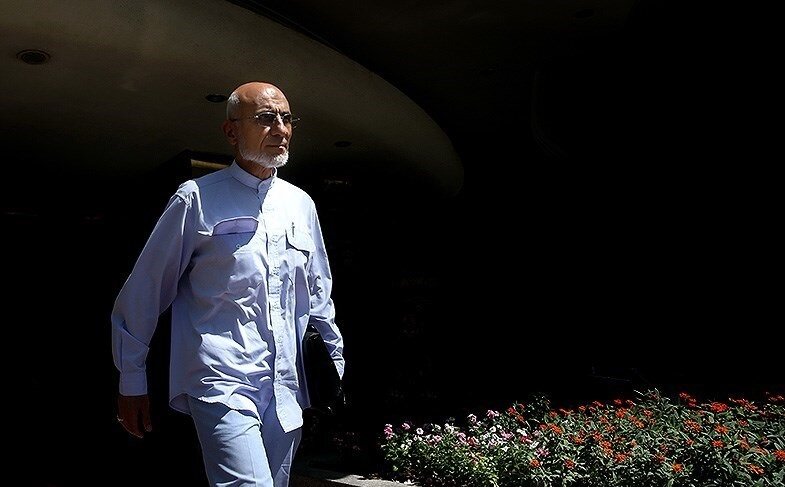 سونامی وزرای احمدینژاد مقابل قالیباف/سهمزاکانی برای انصراف چهبود؟ سونامی وزرای احمدینژاد مقابل قالیباف/سهمزاکانی برای انصراف چهبود؟