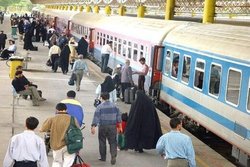 حرکت قطارهای مسافری از سر گرفته شد/ هر کوپه حداکثر ۲ نفر