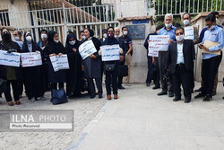 قول سازمان خصوصی‌سازی و پایان اعتراض یک روزه کارکنان سهام عدالت در تهران