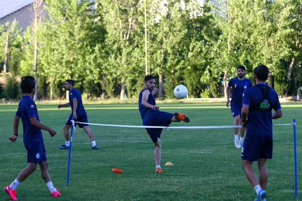 قائدی: کرونا نه تست کرونا ما را می‌کشد!