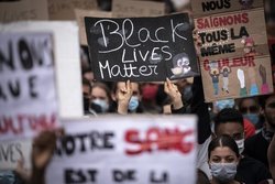 ماکرون درصدد مقابله با خشونت پلیس و نژادپرستی در فرانسه است