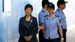 رییس‌جمهور سابق کره جنوبی به ۲۰ سال زندان محکوم شد