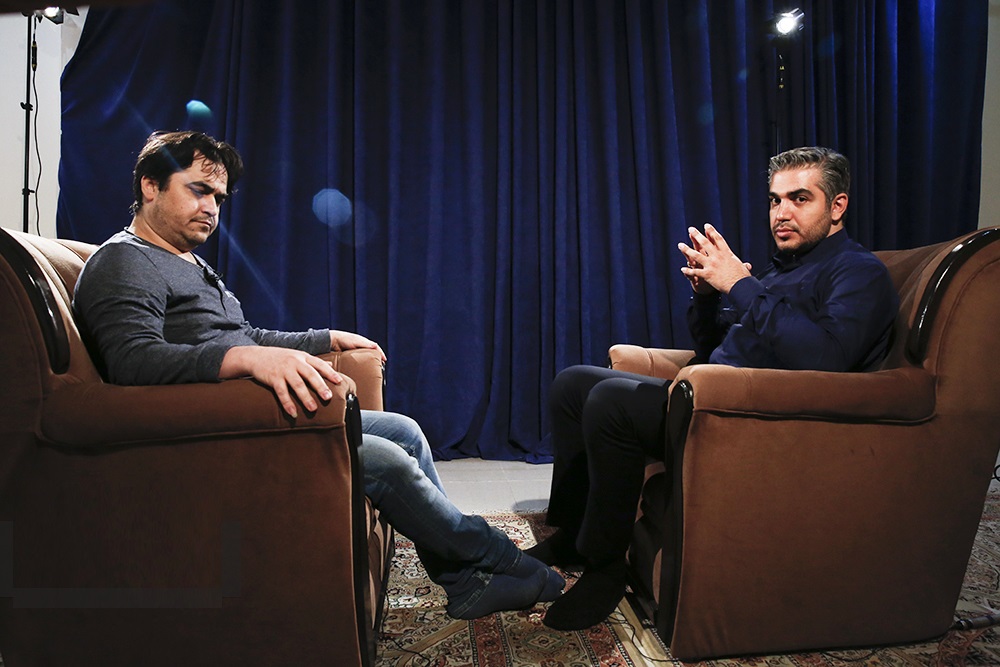 گفتوگوی دو سر باخت روح الله زم| مشاور روحانی: نه بازجویی بود و نه مصاحبه؛ چیزی شبیه دورخوانی سناریو بود گفتوگوی دو سر باخت روح الله زم| مشاور روحانی: نه بازجویی بود و نه مصاحبه؛ چیزی شبیه دورخوانی سناریو بود