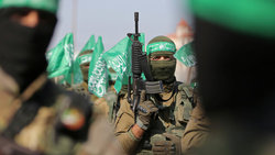 حماس گزارش‌های بازداشت اعضایش به 