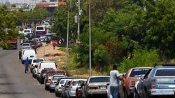 صف‌های طولانی سوخت، ارمغان تحریم آمریکا علیه ملت ونزوئلا