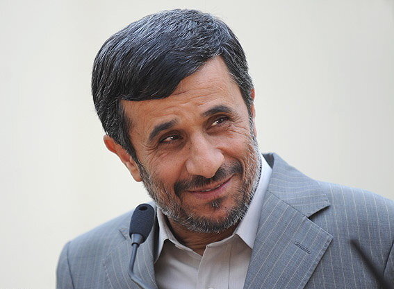 واکنش همایون شجریان به ادعای احمدینژاد واکنش همایون شجریان به ادعای احمدینژاد