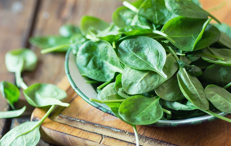 ۱۰ مواد غذایی سالم که سرشار از فولیک اسید هستند ۱۰ مواد غذایی سالم که سرشار از فولیک اسید هستند