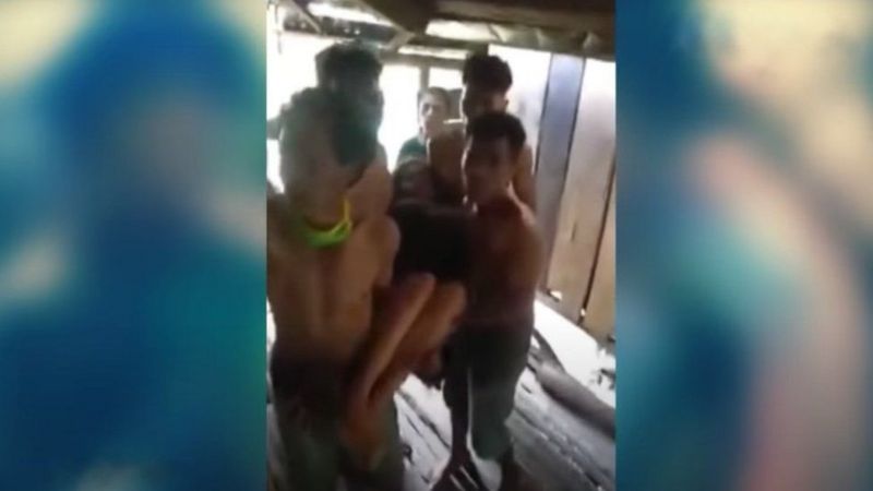 عکس| جزیرهای که در آن زنان را برای ازدواج میدزدند عکس| جزیرهای که در آن زنان را برای ازدواج میدزدند