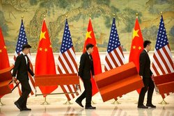 واشنگتن شرکت‌های چینی را تهدید کرد