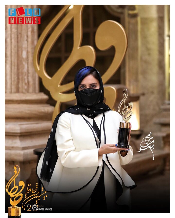 عکس | تیپ متفاوت الناز شاکردوست در جشن حافظ عکس | تیپ متفاوت الناز شاکردوست در جشن حافظ