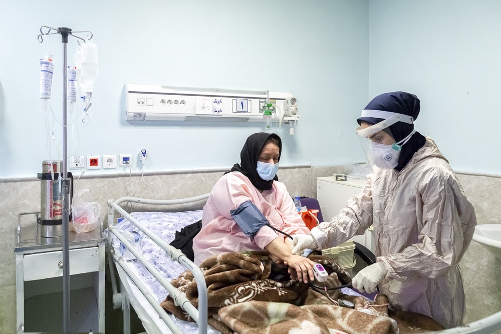 آمار کرونا در ایران، ۵ تیر ۹۹/ شناسایی ۲۳۳۳ بیمار و ۲۱۶ فوتی جدید آمار کرونا در ایران، ۵ تیر ۹۹/ شناسایی ۲۳۳۳ بیمار و ۲۱۶ فوتی جدید