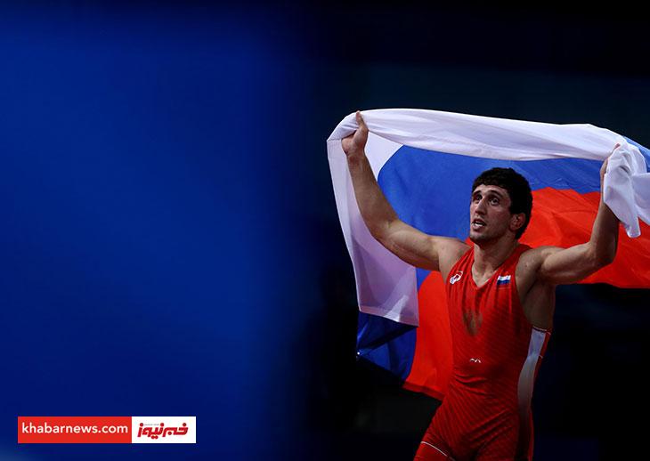 عکس/عروس خیانتکار مراسم ازدواج قهرمان کُشتی المپیک را به هم ریخت عکس/عروس خیانتکار مراسم ازدواج قهرمان کُشتی المپیک را به هم ریخت