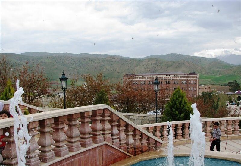 تصاویر | خانه های چشم نواز روسی در روستایی ایرانی!