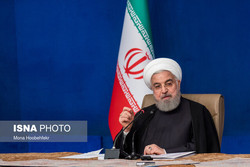 روحانی: در مقابل تحریم یک معجزه تاریخی اتفاق افتاد؛ ملت در برابر فشارها سرخم نکردند