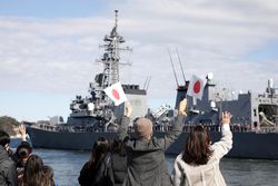 اعزام ناوشکن ژاپنی به خاورمیانه به تعویق افتاد