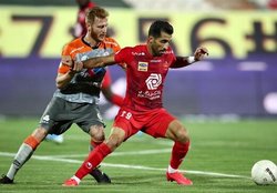 وحید امیری در پرسپولیس ماندنی شد/عکس