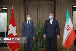 دیدار وزیر خارجه سوییس با ظریف در دو دور گفت‌وگو