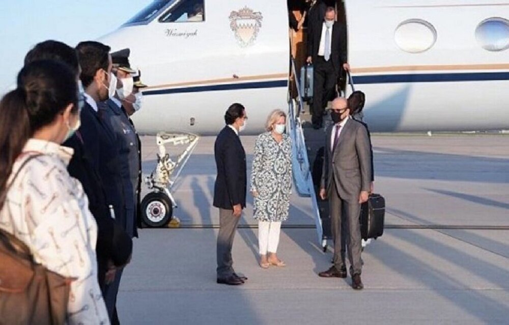 استقبال تحقیرآمیز واشنگتن از وزیرخارجه بحرین /عکس استقبال تحقیرآمیز واشنگتن از وزیرخارجه بحرین /عکس